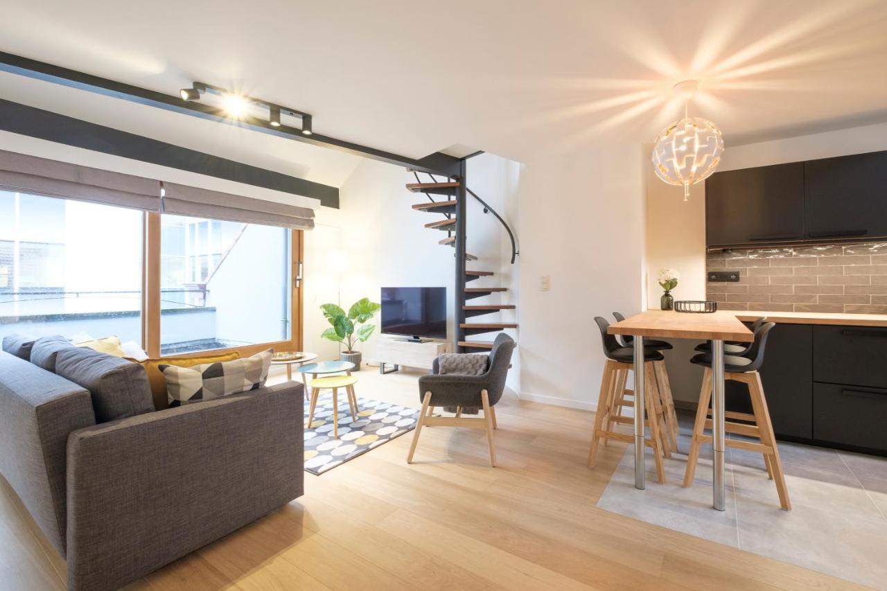 Functional Housings 2 Steps From Grand Place Bruxelas Exterior foto